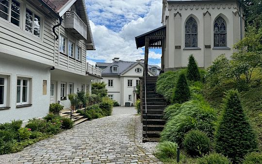 Marietta Strasoldo Garden Design - Starnberger See - Main Gallery - e727f6f3-19a3-4bc9-9b18-01f52a01e1a5.jpg